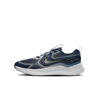 Nike Cosmic Runner Big Kids' Shoes. Nike.com